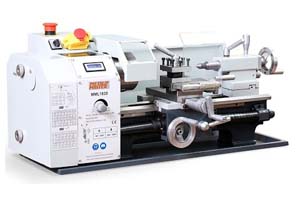 Загальний вигляд токарного верстата MML-1830